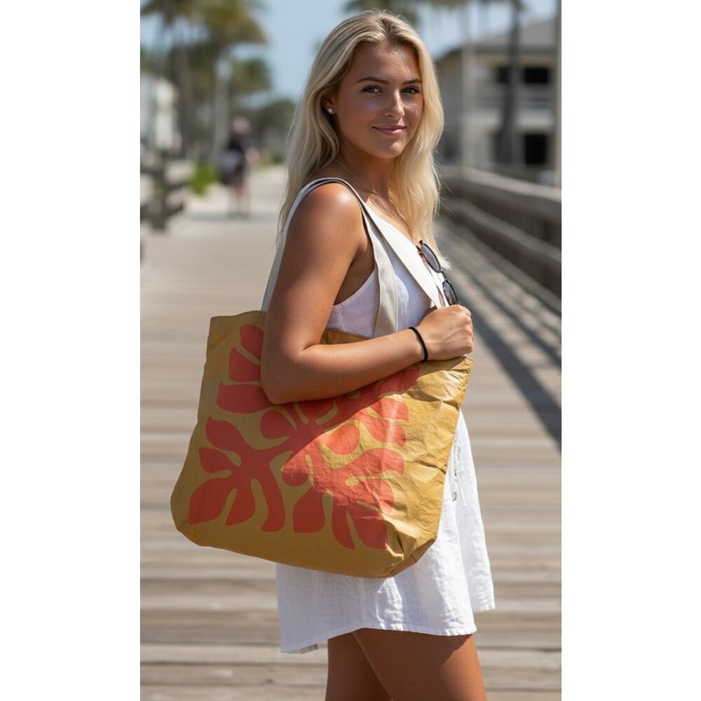 Aloha Collection• Super Special Limited Edition APPLIQUÉ Day Tripper Tote Zest - Picture 3 of 13